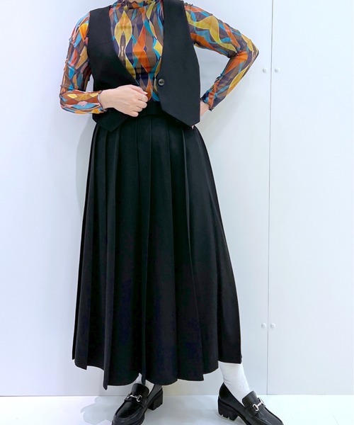 FOREVER 21(フォーエバー トゥエンティーワン)の「【MODE】クロップドVネックジレ(ベスト・レディース・ブラック・FREE)」の11枚目の写真