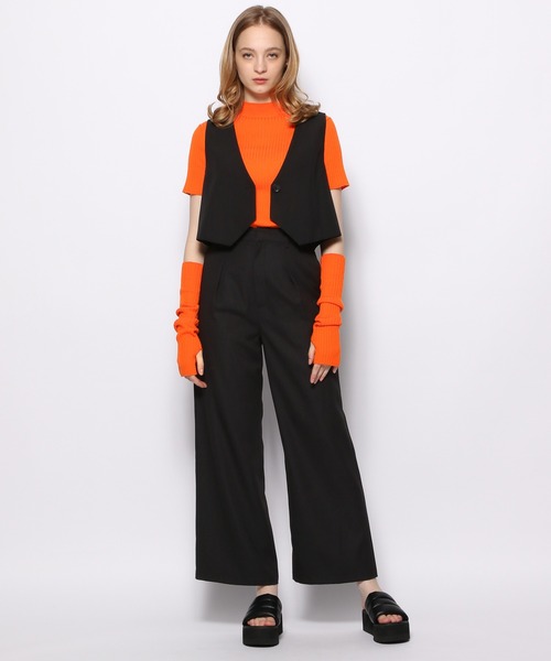 FOREVER 21(フォーエバー トゥエンティーワン)の「【MODE】クロップドVネックジレ(ベスト・レディース・ブラック・FREE)」の9枚目の写真