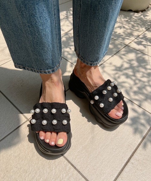Vicente（ヴィセンテ）の「Pearl sandal（サンダル・レディース・ブラック/ホワイト・MEDIUM/LARGE）」の5枚目の写真