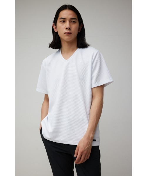AZUL by moussy(アズールバイマウジー)の「TUCK JACQUARD V/N Tシャツ/タックジャガードブイネックTシャツ(Tシャツ/カットソー・メンズ・サックスブルー/グレー/ホワイト/ブラック・MEDIUM/SMALL/LARGE)」の6枚目の写真
