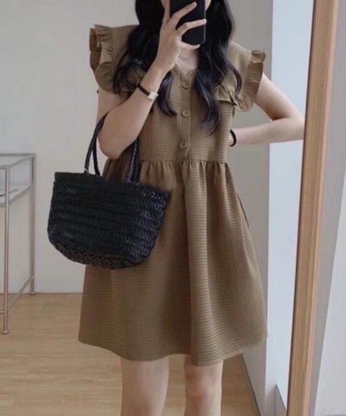gossip!ロサンゼルス(ゴシップロサンゼルス)の「YUGA Vネック ノースリーブワンピース(ワンピース・レディース・ホワイト/カーキ/ブラック・FREE)」の3枚目の写真
