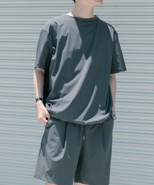 ITEMS URBANRESEARCH（アイテムズ アーバンリサーチ）の「シルキーナイロン ドローコード多機能Tシャツ（Tシャツ/カットソー・メンズ・グリーン/ネイビー/チャコールグレー/ブラック・MEDIUM/LARGE）」の3枚目の写真