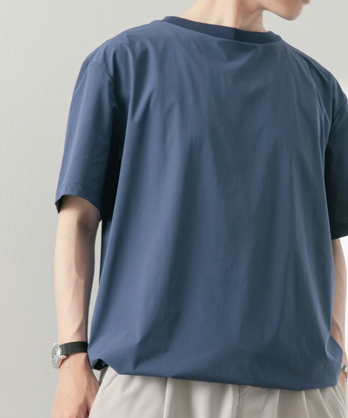 ITEMS URBANRESEARCH（アイテムズ アーバンリサーチ）の「シルキーナイロン ドローコード多機能Tシャツ（Tシャツ/カットソー・メンズ・グリーン/ネイビー/チャコールグレー/ブラック・MEDIUM/LARGE）」の7枚目の写真