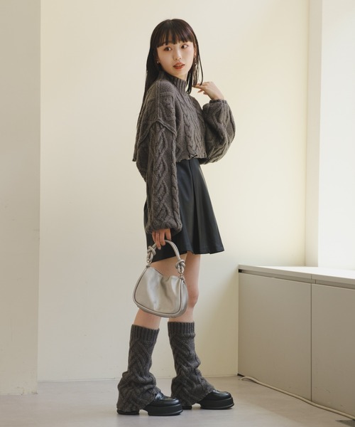 Kastane（カスタネ）の「ケーブルニットレッグウォーマー（レッグウォーマー・レディース・アイボリー/グレー・FREE）」の14枚目の写真