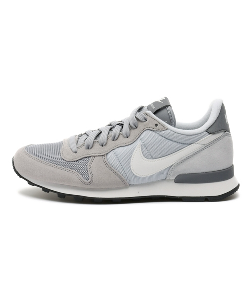 NIKE（ナイキ）の「ウィメンズ ナイキ インターナショナリスト スエード WMNS NIKE INTERNATIONALIST 629684（スニーカー・レディース・グレー/レッド/ブルー・23cm/24cm/24.5cm/23.5cm）」の2枚目の写真