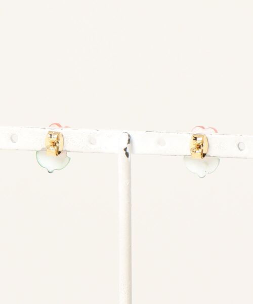 VICKY（ビッキー）の「【KOREAN ITEM】フラワービーズピアス（ピアス（両耳用）・レディース・ホワイト/レッド/イエロー/パープル・FREE）」の13枚目の写真