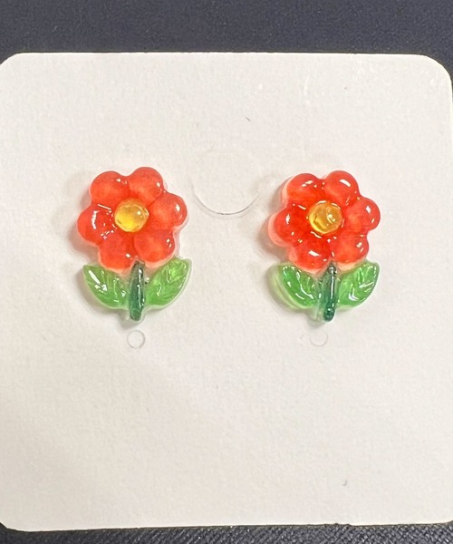 VICKY（ビッキー）の「【KOREAN ITEM】フラワービーズピアス（ピアス（両耳用）・レディース・ホワイト/レッド/イエロー/パープル・FREE）」の6枚目の写真