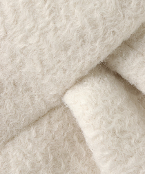 CONTROL FREAK / CTFK（コントロールフリーク）の「【CONTROL FREAK/コントロールフリーク】ブークレーダウンフ風マフラー（マフラー・レディース・グリーン/ホワイト・FREE）」の9枚目の写真