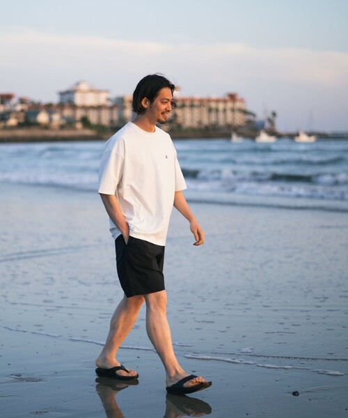 B:MING by BEAMS(ビーミングバイビームス)の「B:MING by BEAMS / ワンポイント ラッシュガード Tシャツ(Tシャツ/カットソー・メンズ・ブラウン系その他5/オフホワイト/ブラック・SMALL/MEDIUM/LARGE/X-LARGE)」の5枚目の写真