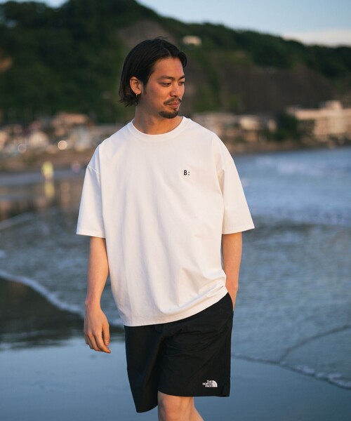 B:MING by BEAMS(ビーミングバイビームス)の「B:MING by BEAMS / ワンポイント ラッシュガード Tシャツ(Tシャツ/カットソー・メンズ・ブラウン系その他5/オフホワイト/ブラック・SMALL/MEDIUM/LARGE/X-LARGE)」の8枚目の写真