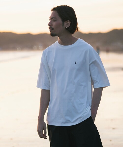 B:MING by BEAMS(ビーミングバイビームス)の「B:MING by BEAMS / ワンポイント ラッシュガード Tシャツ(Tシャツ/カットソー・メンズ・ブラウン系その他5/オフホワイト/ブラック・SMALL/MEDIUM/LARGE/X-LARGE)」の10枚目の写真