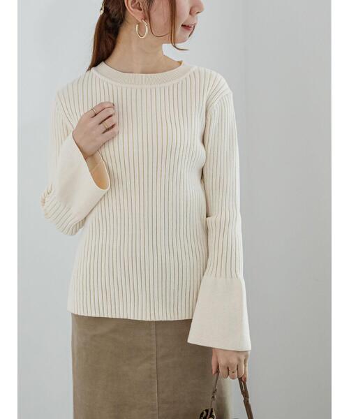 Te chichi（テチチ）の「配色リブフレアスリーブニット（ニット/セーター・レディース・オフホワイト/ブルー/チャコールグレー・F）」の2枚目の写真