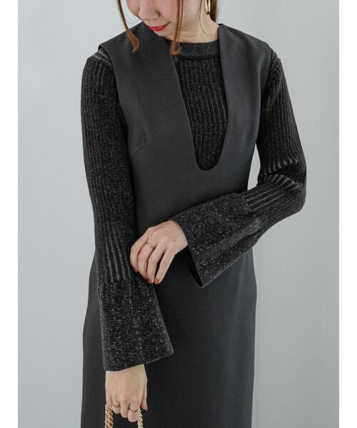 Te chichi（テチチ）の「配色リブフレアスリーブニット（ニット/セーター・レディース・オフホワイト/ブルー/チャコールグレー・F）」の4枚目の写真