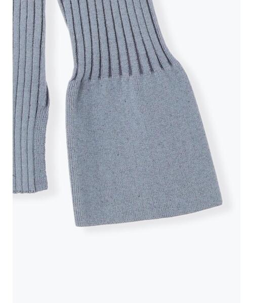 Te chichi（テチチ）の「配色リブフレアスリーブニット（ニット/セーター・レディース・オフホワイト/ブルー/チャコールグレー・F）」の20枚目の写真