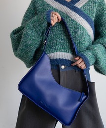 VACANCY | ヴィーガンレザーラウンドスクエアショルダーバッグ(ショルダーバッグ)