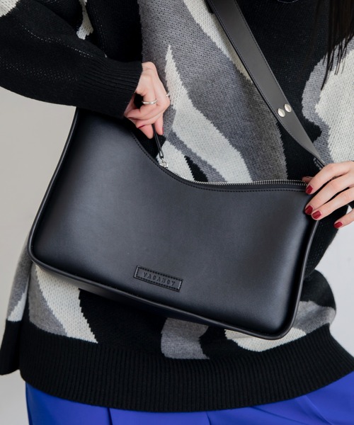 VACANCY（ヴァカンシー）の「ヴィーガンレザーラウンドスクエアショルダーバッグ（ショルダーバッグ・レディース・ブラック/シルバー/ブルー・FREE）」の3枚目の写真