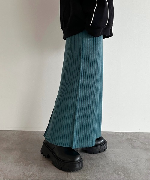 apres jour mignon(アプレジュールミニョン)の「リブニットスカート【ZOZOTOWN限定アイテム】(スカート・レディース・グレイッシュベージュ/ブラック/レッド/ブルー/チャコールグレー/ダークブラウン/アイボリー・MEDIUM/X-LARGE/SMALL)」の15枚目の写真