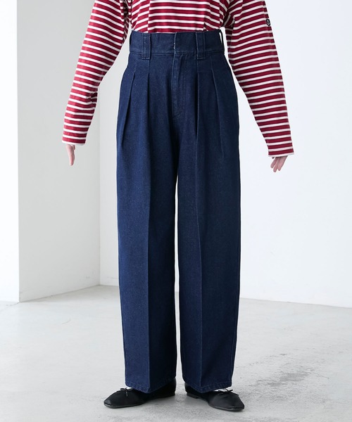 BONLECILL(ボンルシール)の「センタープレス2タックデニムスラックス(デニムパンツ・レディース・ブルー系1/ネイビー/ブラック・M/S/L)」の5枚目の写真