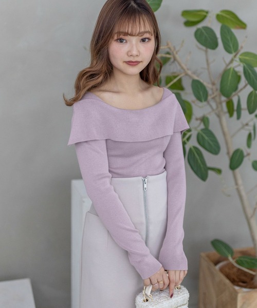 clear(クリア)の「オフショルデザイン長袖ニットトップス≪2024SS新作≫(ニット/セーター・レディース・ピンク/ブラック/オフホワイト・F)」の3枚目の写真