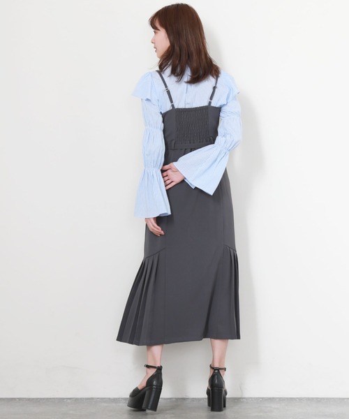 Cheek(チーク)の「サイドプリーツキャミワンピース(ワンピース・レディース・チャコールグレー/ブラック/モカ・MEDIUM)」の17枚目の写真
