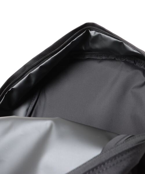 Manhattan Portage(マンハッタンポーテージ)の「Townsend Backpack Vinyl Lining NEW YORK CITY(バックパック/リュック・メンズ・ブラック・LARGE)」の18枚目の写真