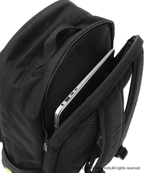 Manhattan Portage(マンハッタンポーテージ)の「Townsend Backpack Vinyl Lining NEW YORK CITY(バックパック/リュック・メンズ・ブラック・LARGE)」の14枚目の写真