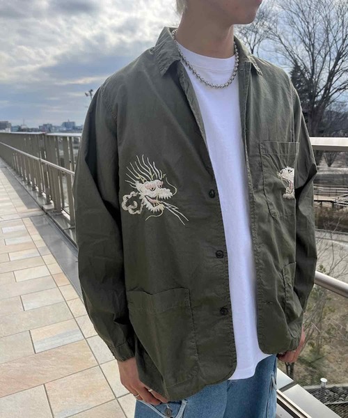 REMI RELIEF（レミレリーフ）の「REMI RELIEF別注 GORDON MILLER（ゴードンミラー） カバーオール シャツ（カバーオール・メンズ・カーキ/チャコールグレー・L/M）」の6枚目の写真