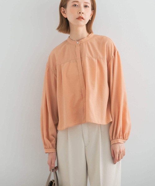 URBAN RESEARCH ROSSO WOMEN（アーバンリサーチ　ロッソ）の「UVカットギャザーボリュームシャツブラウス（シャツ/ブラウス・レディース・オレンジ/オフホワイト/ブラウン系その他・FREE）」の16枚目の写真