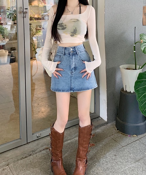 by muni:r（バイ ムニール）の「ツーボタンハートデニムミニスカート（デニムスカート・レディース・ブルー/ブラック・MEDIUM/SMALL）」の20枚目の写真