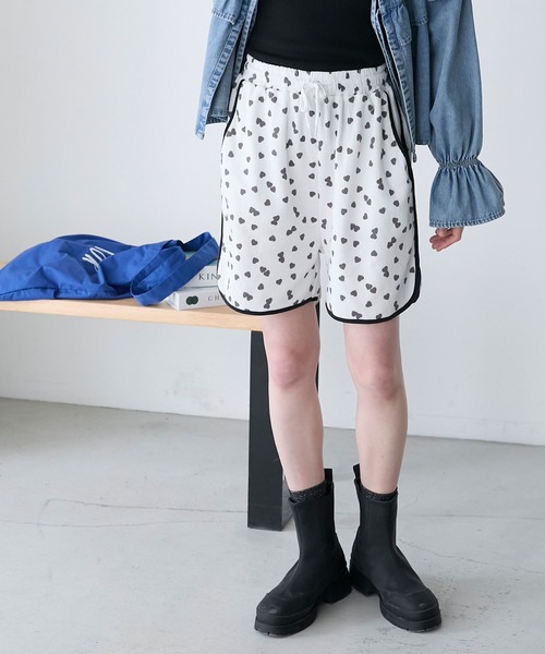 forksy.（フォルクシー）の「【forksy.】【セットアップ対応】小花柄ワッフルパイピングショートパンツ（その他パンツ・レディース・アイボリー系1/ホワイト系2/アイボリー系2/ホワイト系1・FREE）」の2枚目の写真