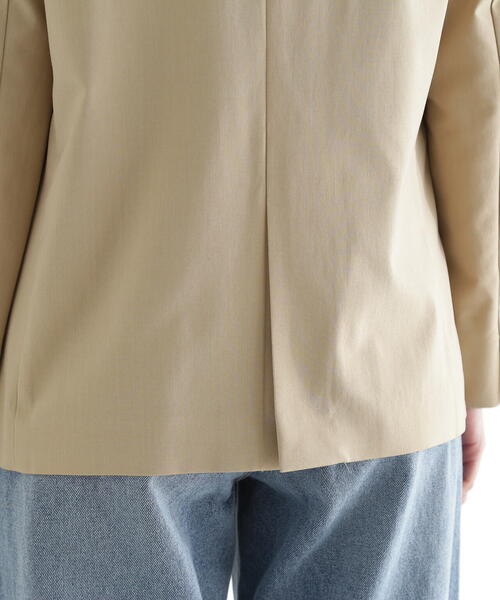 NATURAL BEAUTY BASIC(ナチュラルビューティーベーシック)の「◇【Oggi掲載】リネンライクボクシーダブルジャケット(テーラードジャケット・レディース・ベージュ/ネイビー・SMALL/MEDIUM)」の7枚目の写真