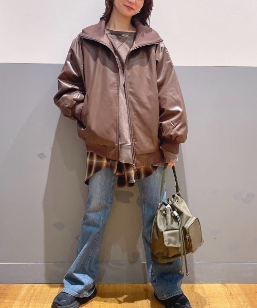 SOMETHING(サムシング)の「SOMETHING(サムシング)【レディース】「LISA」フレアパンツ(デニムパンツ・レディース・ダークインディゴブルー・26inch/27inch/28inch/29inch/30inch/25inch/31inch)」の17枚目の写真