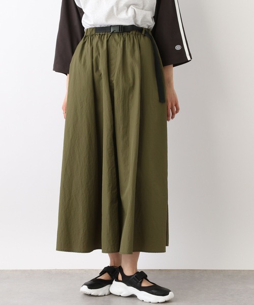 LEPSIM（レプシィム）の「ベルト付きフレアスカート　104970（スカート・レディース・アイボリー/ブラック/カーキ・FREE）」の15枚目の写真