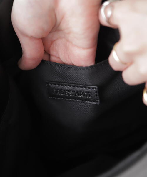 FREE'S MART（フリーズマート）の「◆スライドショルダーバッグ（ショルダーバッグ・レディース・ブラック/シルバー/ベージュ・ﾌﾘ-）」の8枚目の写真