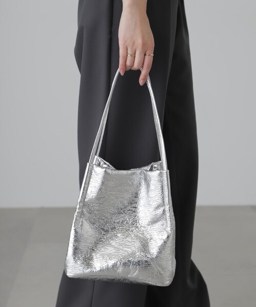 FREE'S MART（フリーズマート）の「◆スライドショルダーバッグ（ショルダーバッグ・レディース・ブラック/シルバー/ベージュ・ﾌﾘ-）」の3枚目の写真