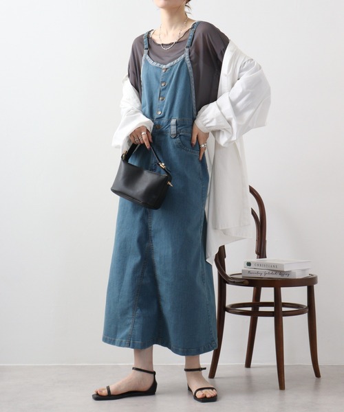 atONE(アットワン)の「atONE デニムマキシ丈スカートサロペット(サロペット/オーバーオール・レディース・ブルー/ネイビー・LL/3L/4L/L/M)」の9枚目の写真