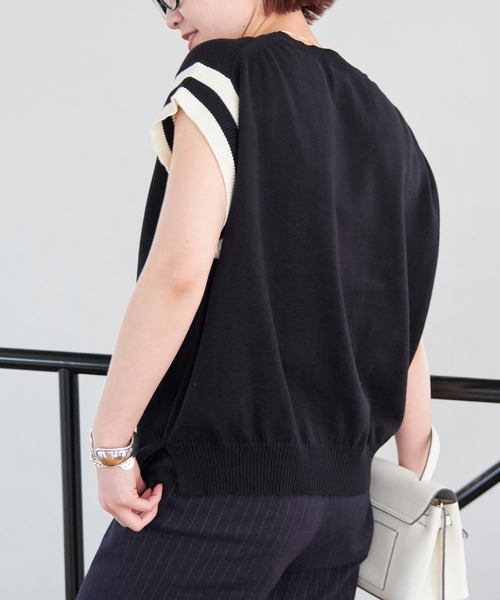 Spick & Span(スピックアンドスパン)の「ロゴジャガード フレンチスリーブニット(ニット/セーター・レディース・ブラック・FREE)」の9枚目の写真