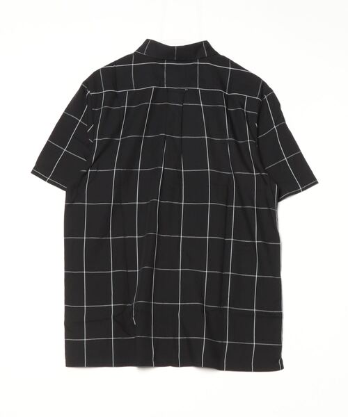 VOLCOM（ボルコム）の「VOLCOM/ボルコム メンズ 半袖 シャツ DESI A0422401 ピーター・シュロフ（シャツ/ブラウス・メンズ・ブラック・M/L）」の2枚目の写真