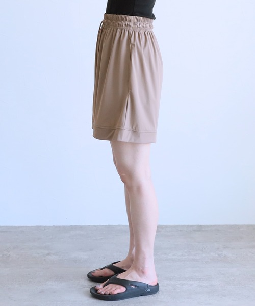 reca（レカ）の「UVカット ラッシュガード ショートパンツ（ラッシュガード・レディース・モカ/ブラック・L/M）」の5枚目の写真