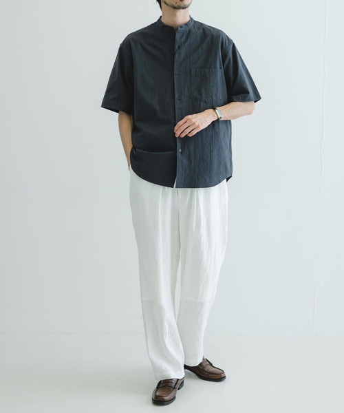 URBAN RESEARCH（アーバンリサーチ）の「JOG COTTONバンドカラー半袖シャツ（シャツ/ブラウス・メンズ・モカ/ネイビー/ブルー系その他/ホワイト・MEDIUM/LARGE）」の13枚目の写真