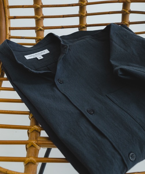 URBAN RESEARCH（アーバンリサーチ）の「JOG COTTONバンドカラー半袖シャツ（シャツ/ブラウス・メンズ・モカ/ネイビー/ブルー系その他/ホワイト・MEDIUM/LARGE）」の15枚目の写真
