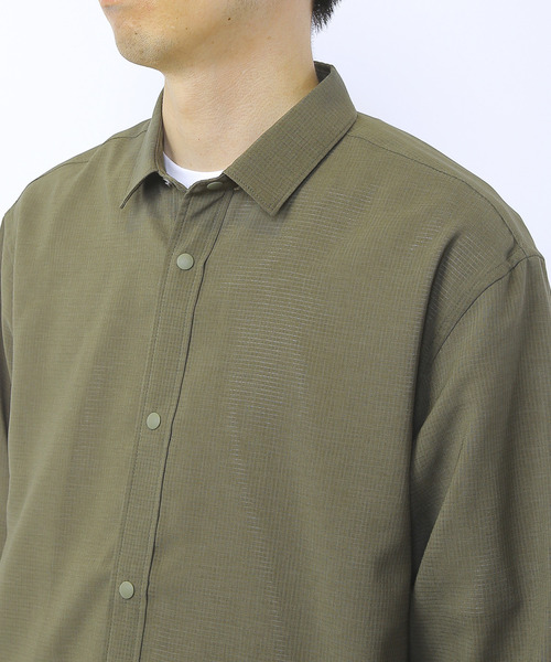MEN'S MELROSE(メンズメルローズ)の「強撚ドットエア軽量カーデライクシャツ(シャツ/ブラウス・メンズ・カーキ/チャコールグレー・4/3)」の8枚目の写真
