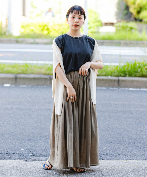 ITEMS URBANRESEARCH（アイテムズ アーバンリサーチ）の「ボイルギャザースカート（スカート・レディース・ブラック/レッド/キャメル・FREE）」の5枚目の写真