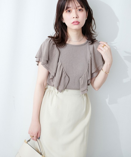 natural couture(ナチュラルクチュール)の「【canami】袖フリルきれいめニット(ニット/セーター・レディース・モカ/ラベンダー/アイボリー/ブルー・FREE)」の4枚目の写真