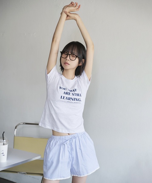 UNE MANSION（ユヌマンション）の「【インナーレース付き】【ホームウェア/ビーチウェア】ウエストゴムフロントボタンレースショートパンツ（その他パンツ・レディース・アイボリー/スカイブルー・FREE）」の15枚目の写真