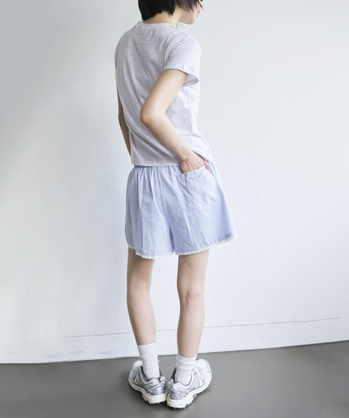 UNE MANSION（ユヌマンション）の「【インナーレース付き】【ホームウェア/ビーチウェア】ウエストゴムフロントボタンレースショートパンツ（その他パンツ・レディース・アイボリー/スカイブルー・FREE）」の21枚目の写真