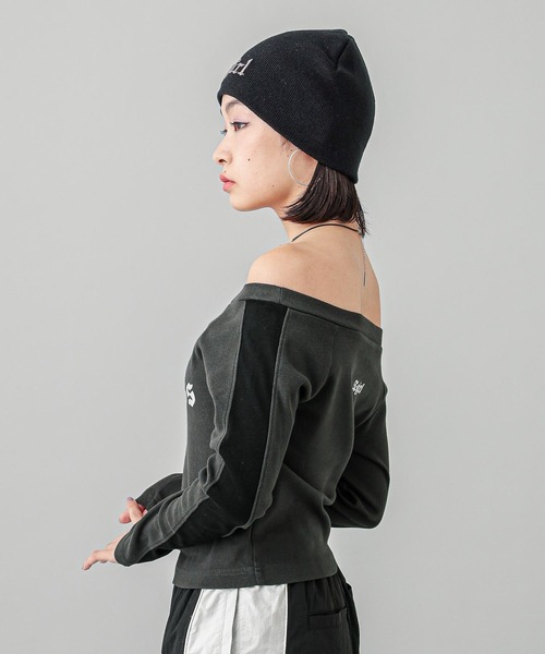 X-girl（エックスガール）の「OFF THE SHOULDER L/S TOP（Tシャツ/カットソー・レディース・オフホワイト/オリーブ/チャコール・S/M）」の6枚目の写真