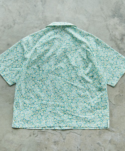 CAMPHOR WOOD(カンファーウッド)の「flower pattern open collar shirt / 総柄フラワーオープンカラーシャツ(シャツ/ブラウス・メンズ・イエロー×グリーン・MEDIUM/LARGE)」の4枚目の写真