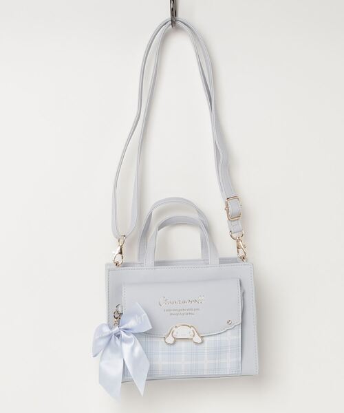 sanrio（サンリオ）の「【サンリオ】キャラクタープレート　チェック　リボン　前面ポケット　合皮　2way　手提げ　ショルダー（ショルダーバッグ・キッズ・ブラック系その他/ベージュ系その他/ブラック×ブルー/ベージュ系その他2・FREE）」の15枚目の写真