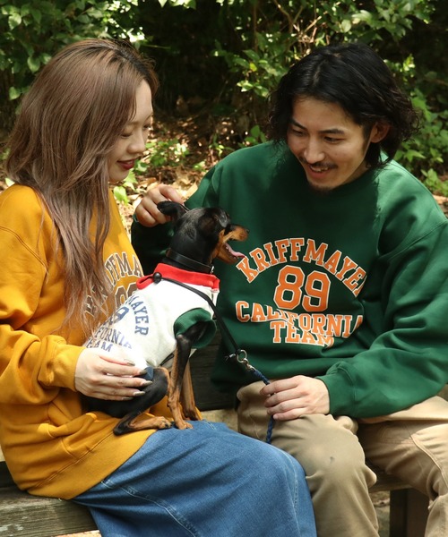 KRIFF MAYER(クリフメイヤー)の「ロゴスウェットクルー(スウェット・メンズ・グレー/ブラック/グリーン/カラフル/オートミール/マスタード・MEDIUM/LARGE/X-LARGE)」の5枚目の写真